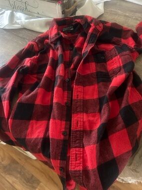 Aeropostale Red and Black Buffalo Plaid Flannel Shirt